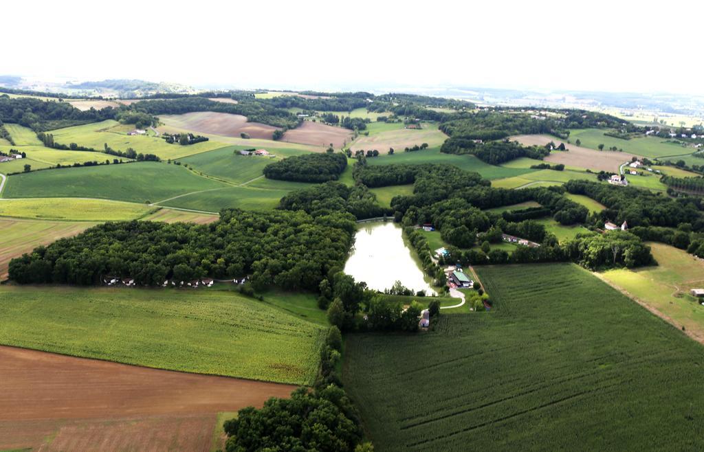 Lac De Cancon Exteriör bild