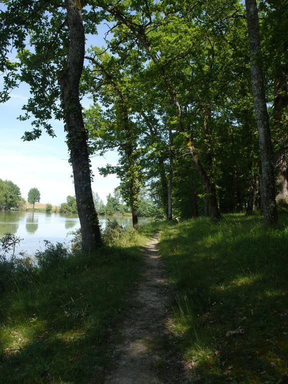 Lac De Cancon Exteriör bild
